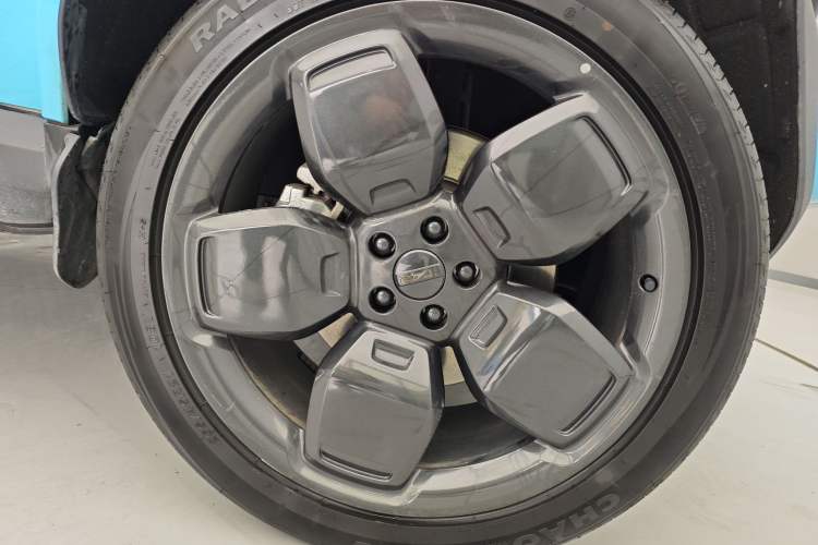 Used iCAR V23 2025 501 Four-Wheel Drive Intelligent Driving Version
