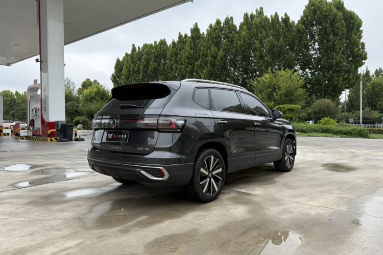 Used Volkswagen Tharu 2023 300TSI Two-Wheel-Drive Moonlight Edition