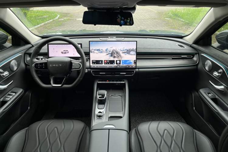 Used Chery Arrizo 8 PRO 2025 Pro 1.6T Comfort Version Interior 7