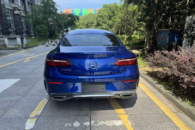 Used Mercedes-Benz E-Class (Import) 2021 E 260 Coupe