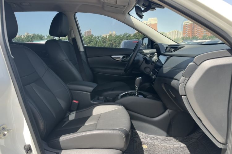 Used Nissan X-Trail 2023 Classic 2.0L Two-Wheel Drive Smart Connect & Comfort Edition
