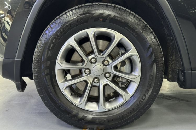 Used Jeep Grand Cherokee 2014 3.0TD Diesel Comfort Navigation Version