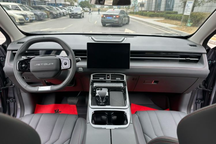 Used JETOUR Dashing 2025 1.5T DCT Luxury Edition