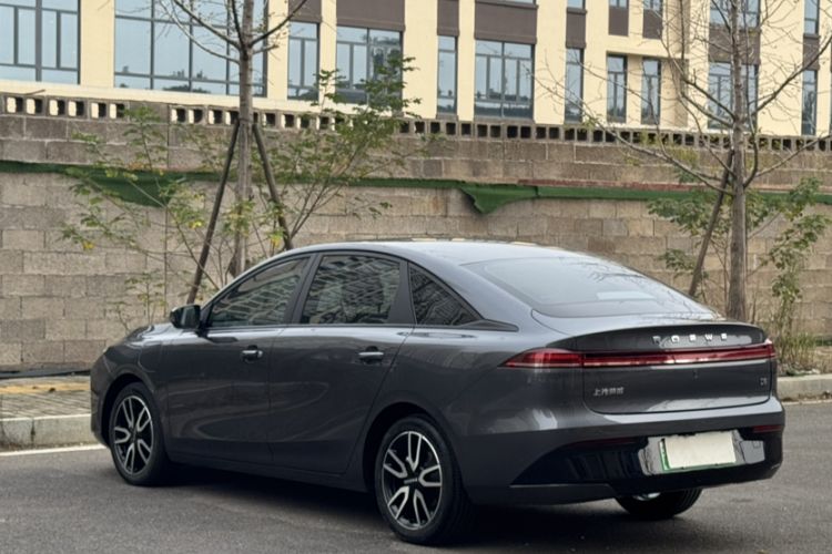 Used Roewe D6 2025 450km Deluxe Edition