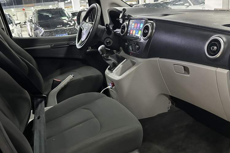 Used JAC Refine M3 2023 1.8L 7/8-Seater Comfort Edition