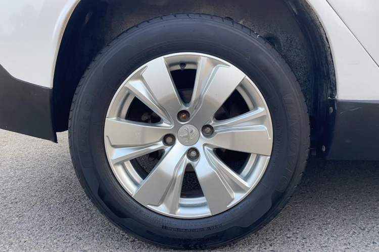 Used Peugeot 2008 2014 1.6L Automatic Fashion Edition
