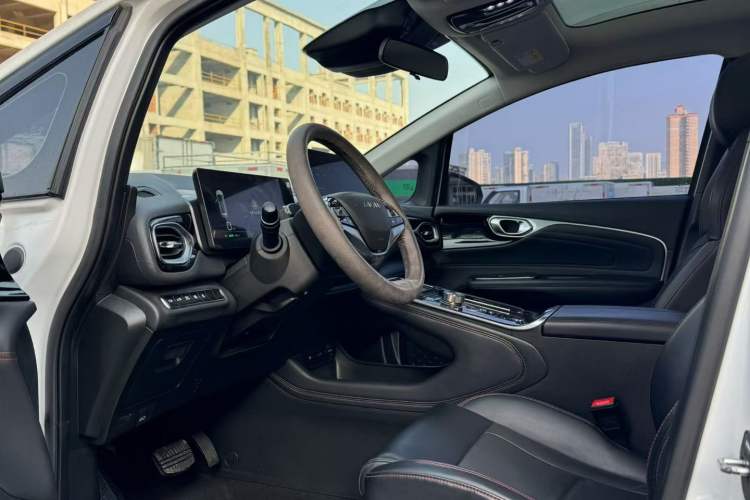 Used AION V 2021 Plus 70 Smart Technology Edition Lithium Iron Phosphate