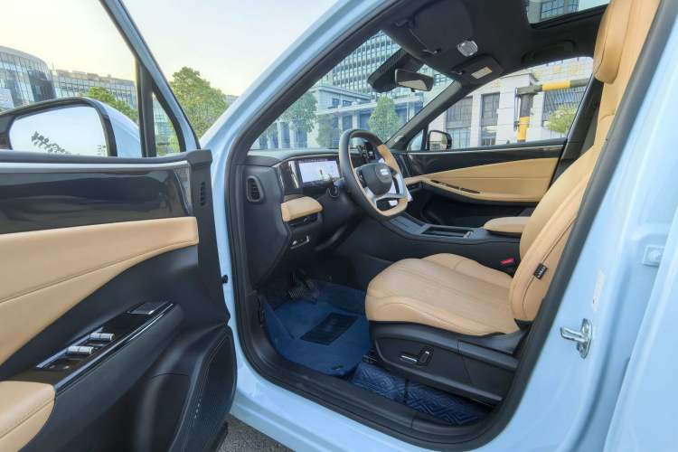 Used Geely Galaxy L7 2023 1.5T 115 km MAX Exterior 4