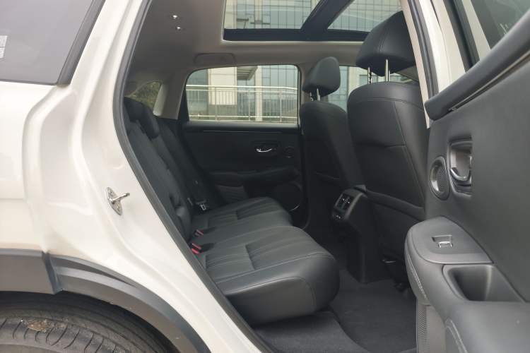 Used Honda HR-V 2023 240TURBO Prestige Edition Interior 11