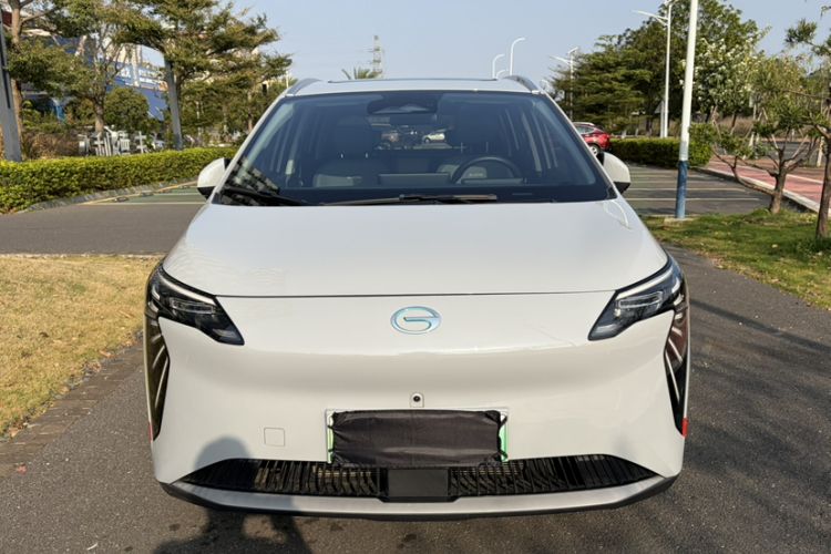 Used AION Y 2023 Plus 510 Smart Edition