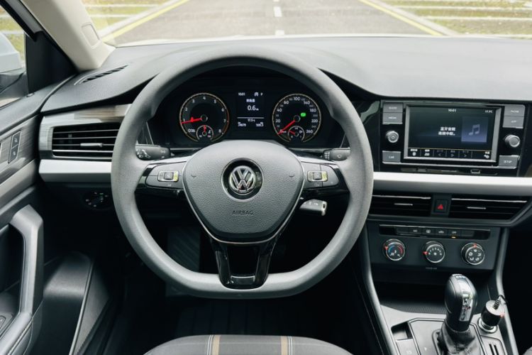 Used Volkswagen Lavida 2019 280TSI DSG Comfort Edition China VI standard Interior 3