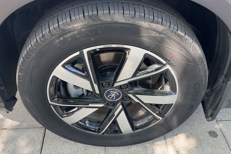 Used BYD Song Pro New Energy 2024 HONOR Edition DM-i 71KM Navigation Model Exterior 5