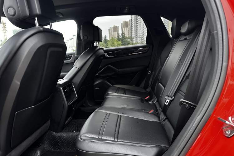 Used Porsche Cayenne E-Hybrid 2021 Cayenne E-Hybrid 2.0T
