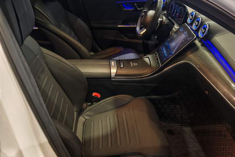 Used Mercedes-Benz C-Class 2023 Revised C 200 L Sport Edition Right Front Seat