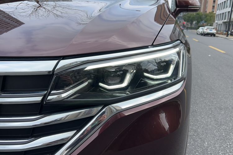 Used Volkswagen Viloran 2020 380TSI Prestige Edition Left Front Headlight