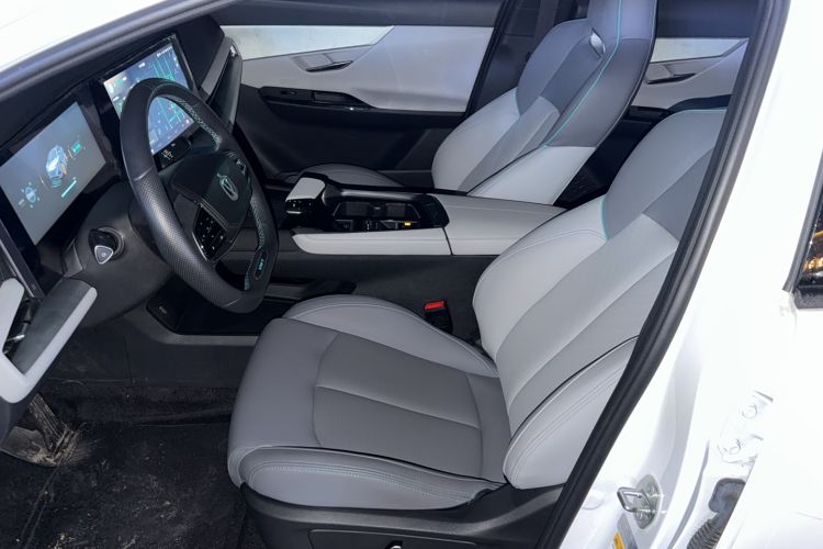 Used CHANGAN UNI-T 2023 Second-Generation 1.5T Prestige Model Left Front Seat