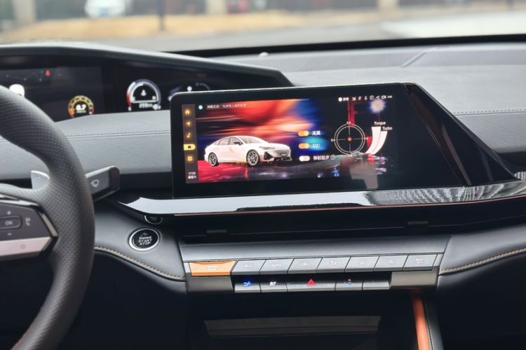 Used CHANGAN UNI-V 2022 1.5T Prestige Version