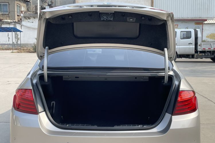 Used BMW 5 Series 2014 520Li Elegant Model