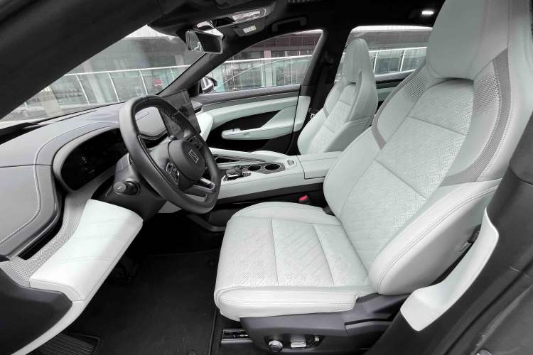 Used Zeekr 001 2024 WE Edition 100 kWh Rear-Drive