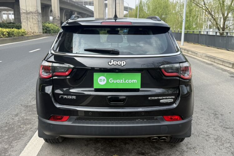 Used Jeep Compass 2017 200T Automatic Family Edition
