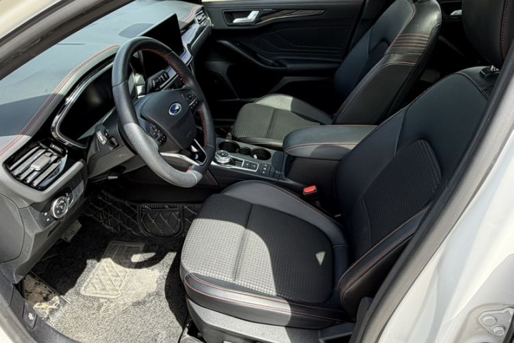 Used Ford Focus 2021 Hatchback EcoBoost 180 Automatic ST Line Left Front Seat