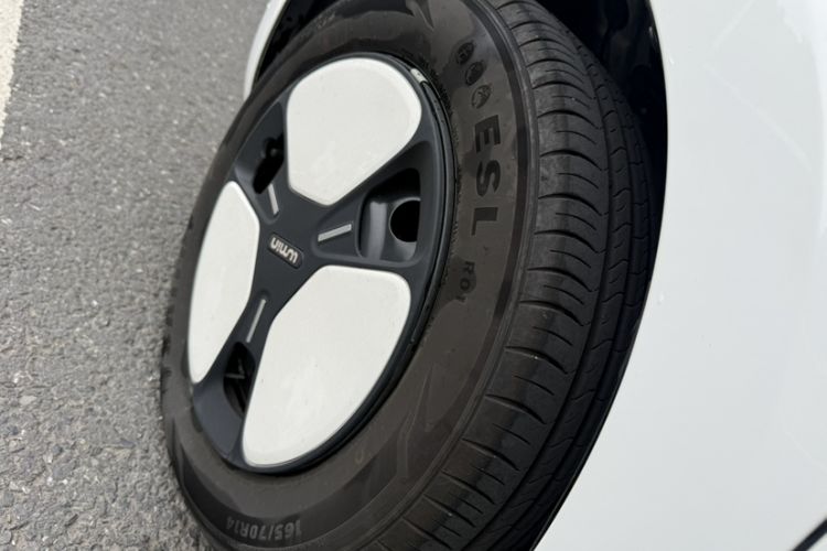 Used CHANGAN NEVO Lumin 2024 301km Orange Wind Edition Exterior 4