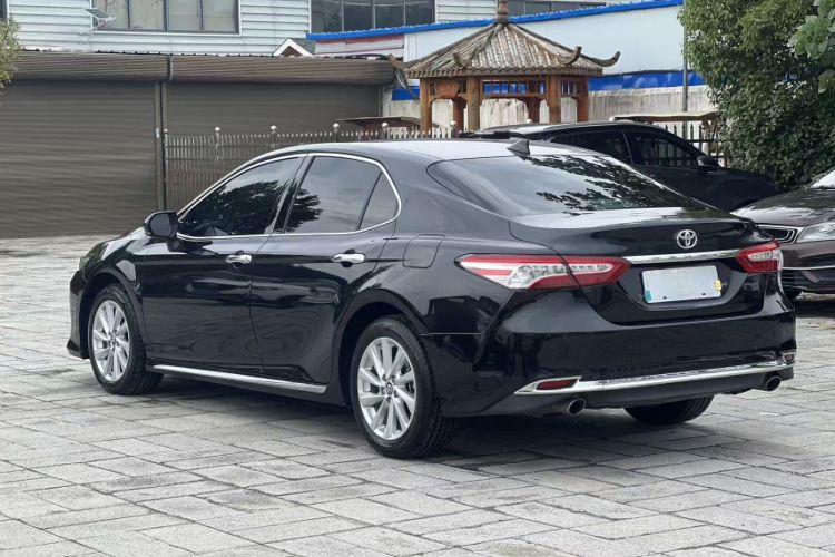 Used Toyota Camry 2023 2.0G Luxury Edition