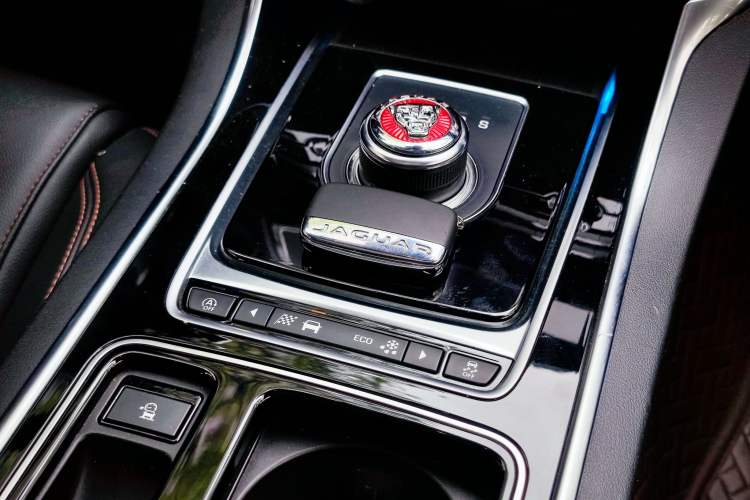 Used Jaguar XEL 2019 2.0T 200 PS Luxury Edition