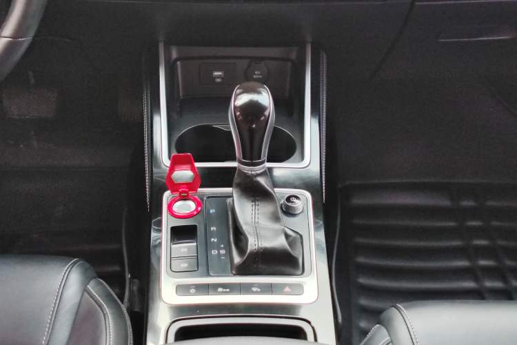 Used BYD Qin 2019 1.5L Automatic Luxury Model Interior 3