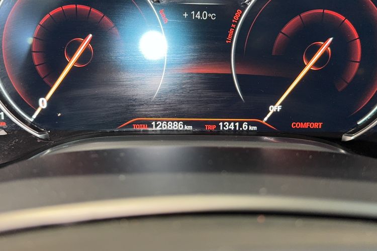 Used BMW 7 Series 2017 740Li xDrive Luxury Edition Odometer Close Up