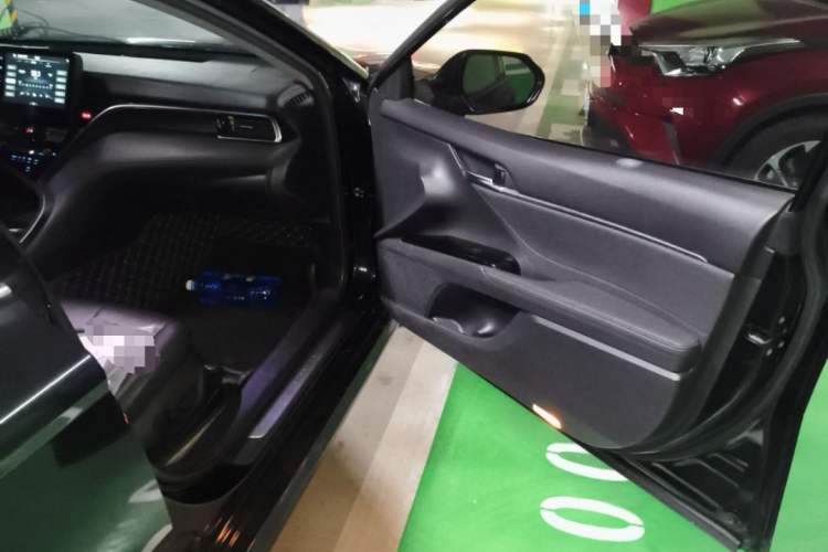 Used Toyota Camry 2021 2.0G Luxury Edition