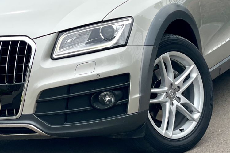 Used Audi Q5 2017 Plus 40 TFSI Technology Model