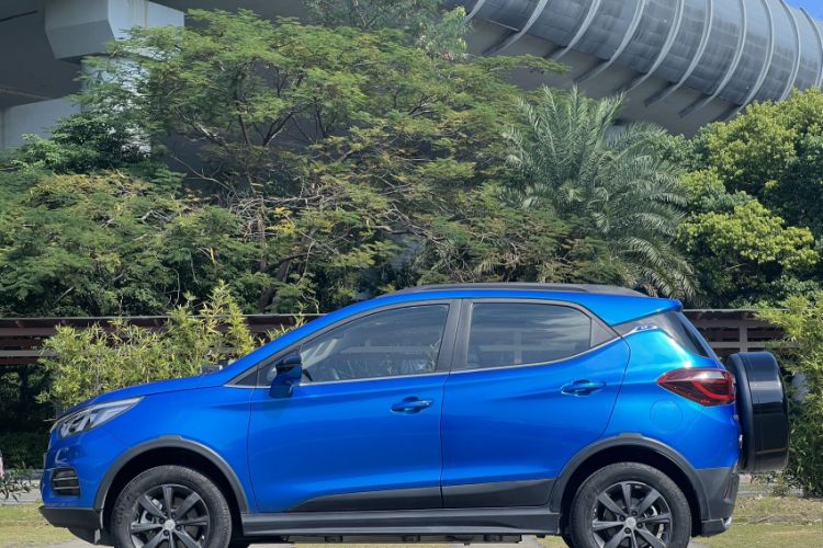 Used BYD Yuan New Energy 2018 EV360 Smart Connect Cool Edition Exterior 5