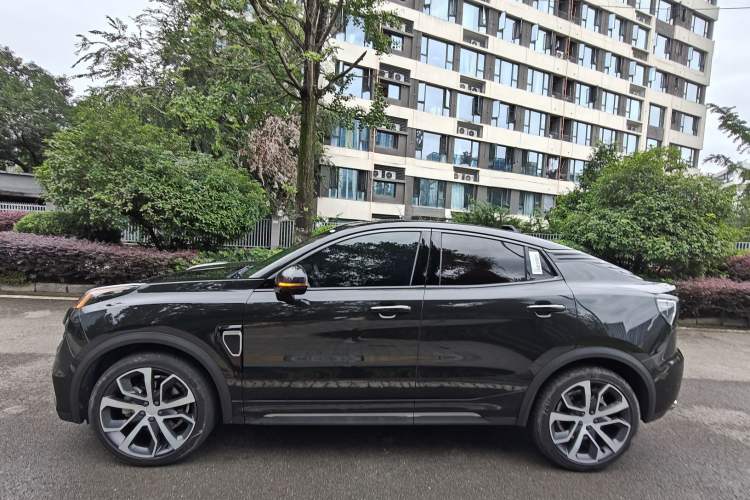 Used Lynk & Co 05 2020 2.0TD Four-Wheel Drive HypeHalo