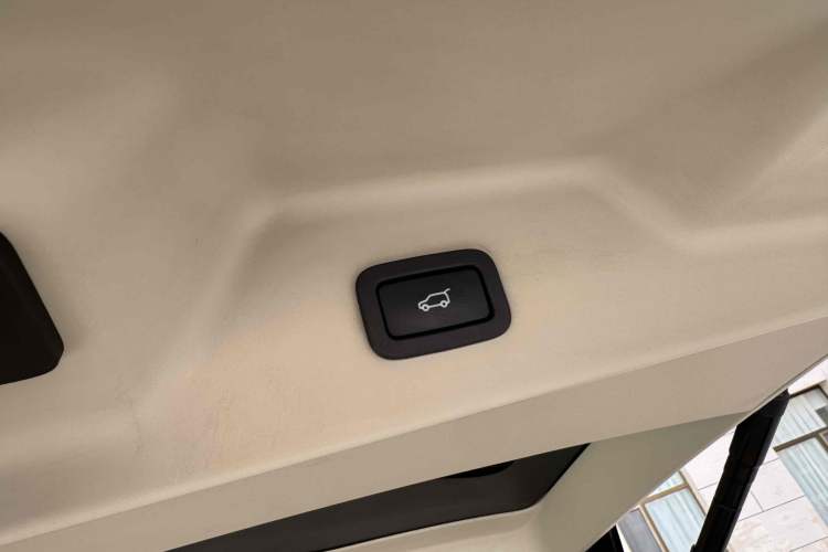 Used Land Rover Range Rover 2016 3.0 SC V6 Vogue Extended Version
