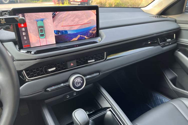 Used Honda Inspire 2023 260TURBO Deluxe Edition Interior 2