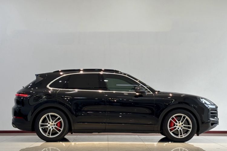 Used Porsche Cayenne 2024 Cayenne 3.0T Exterior 6