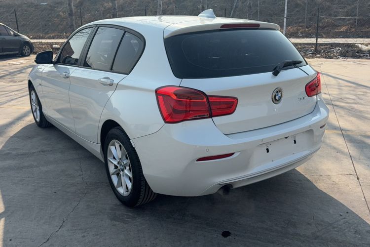 Used BMW 1 Series 2015 118i Urban Design Package Exterior 5