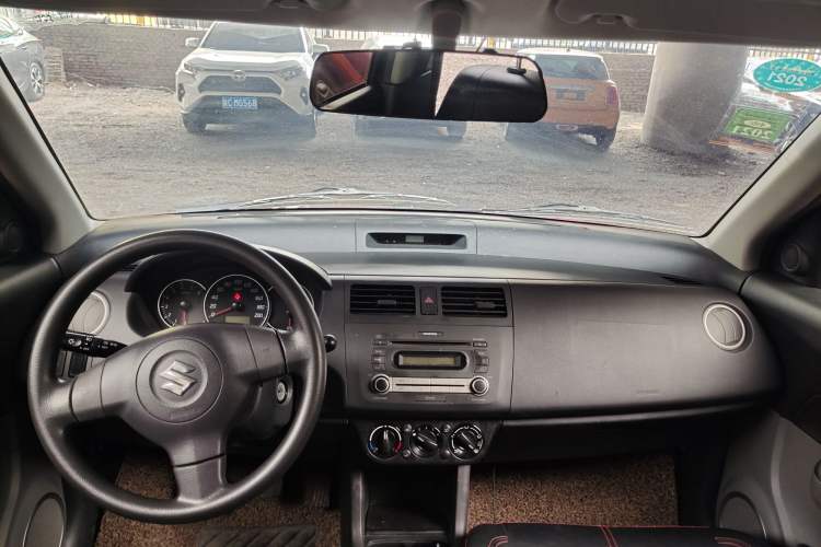 Used Suzuki Swift 2013 1.5L Manual 20th Anniversary Limited Edition Center Console