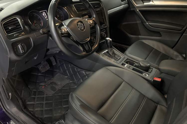 Used Volkswagen Golf 2019 200TSI DSG Comfort & Ambition Edition China VI Standard