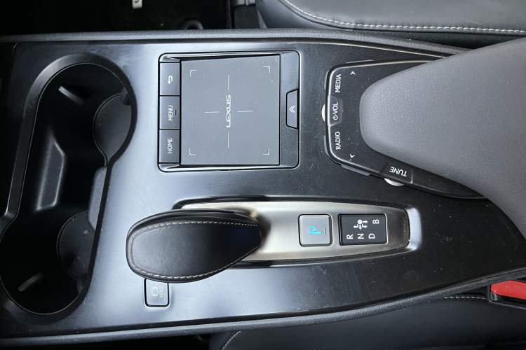 Used Lexus UX New Energy 2020 300e Pure·Joy Edition Interior 3