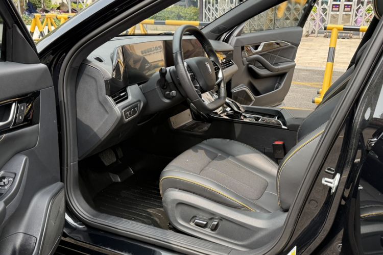 Used Bestune B70S 2023 1.5T All-Around Defender
