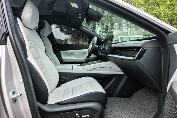 Used Dongfeng eπ eπ007 2024 530 Pro Version