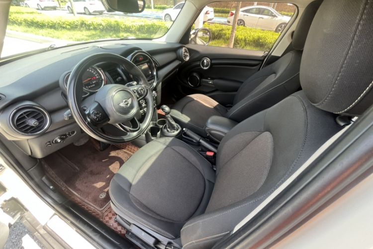 Used MINI 2016 1.2T ONE Pioneer Edition Five-Door Version
