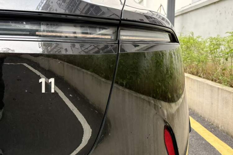 Used Avatr 11 2025 Ultra Extended-Range Edition Exterior 6