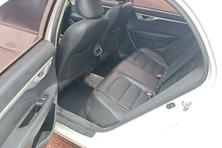 Used Geely Auto Vision 2018 1.5L Manual Happiness Edition Interior 3