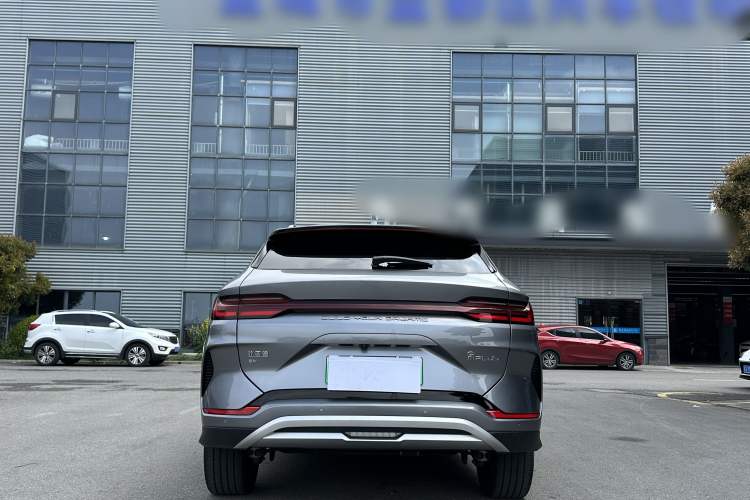 Used BYD Song PLUS New Energy 2023 Champion Edition EV 520KM Prestige Model Exterior 7