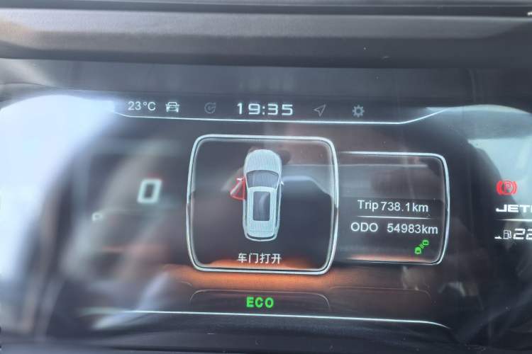 Used JETOUR X90 2019 1.6T DCT Smart Travel Version 7 Seats China VI Standard Odometer Close Up