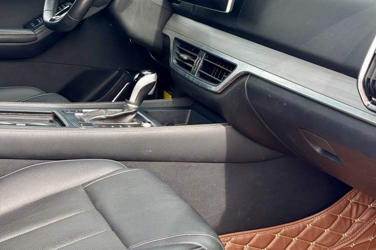 Used BYD Tang 2019 2.0T Automatic SmartConnect Prestige 7-Seater China VI Standard