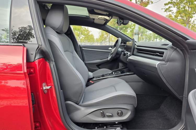 Used Volkswagen Lamando 2026 Lavida L GTS 380TSI Lingfeng Millionth Anniversary Edition
